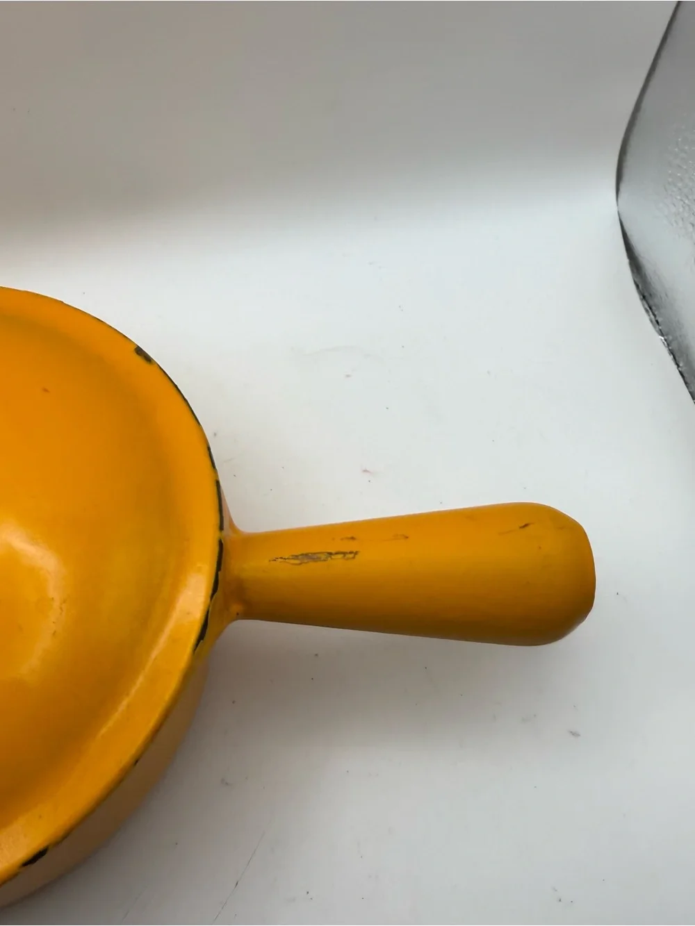 Vintage LE CREUSET Enameled Cast Iron Pot w/ Lid #16 Yellow Hollow Handle France